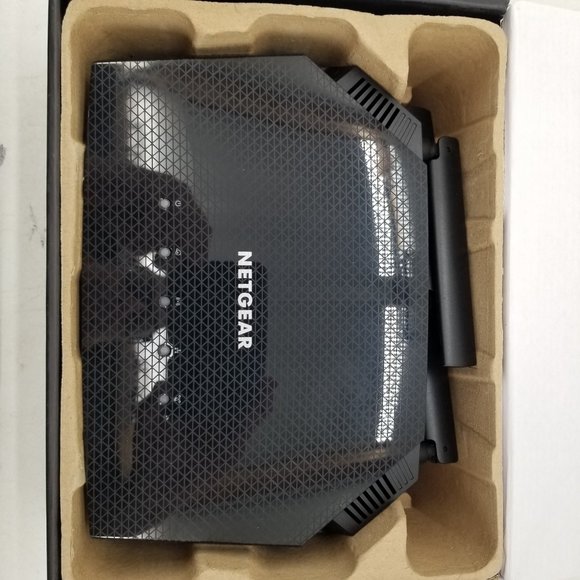 Netgear AX1800 Dual Band 4-Stream RAX10 1.8 GBPS WiFi 6 Router - Black - Picture 3 of 7